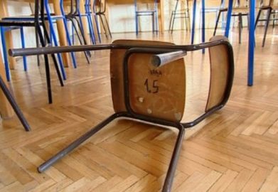 И родитељи да сносе последице за понашање деце